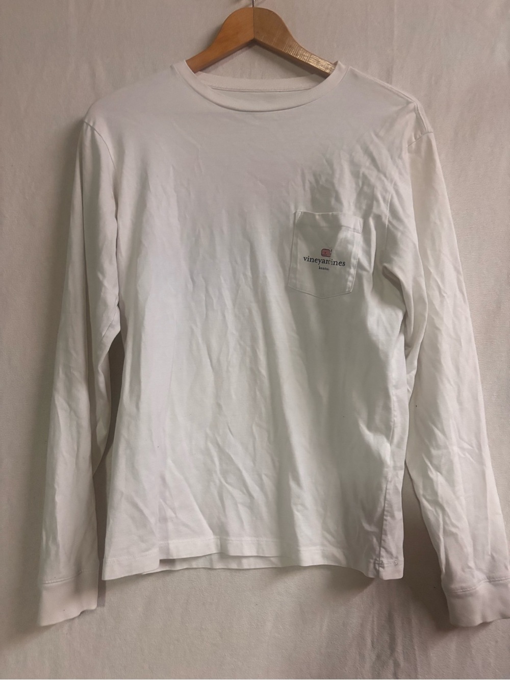 Vineyard Vines women’s Long-Sleeve Pocket Tee